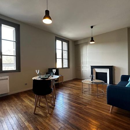 Le Magistral Beautiful One-Bedroom Apartment In The Historic Heart Of Tours Exterior photo