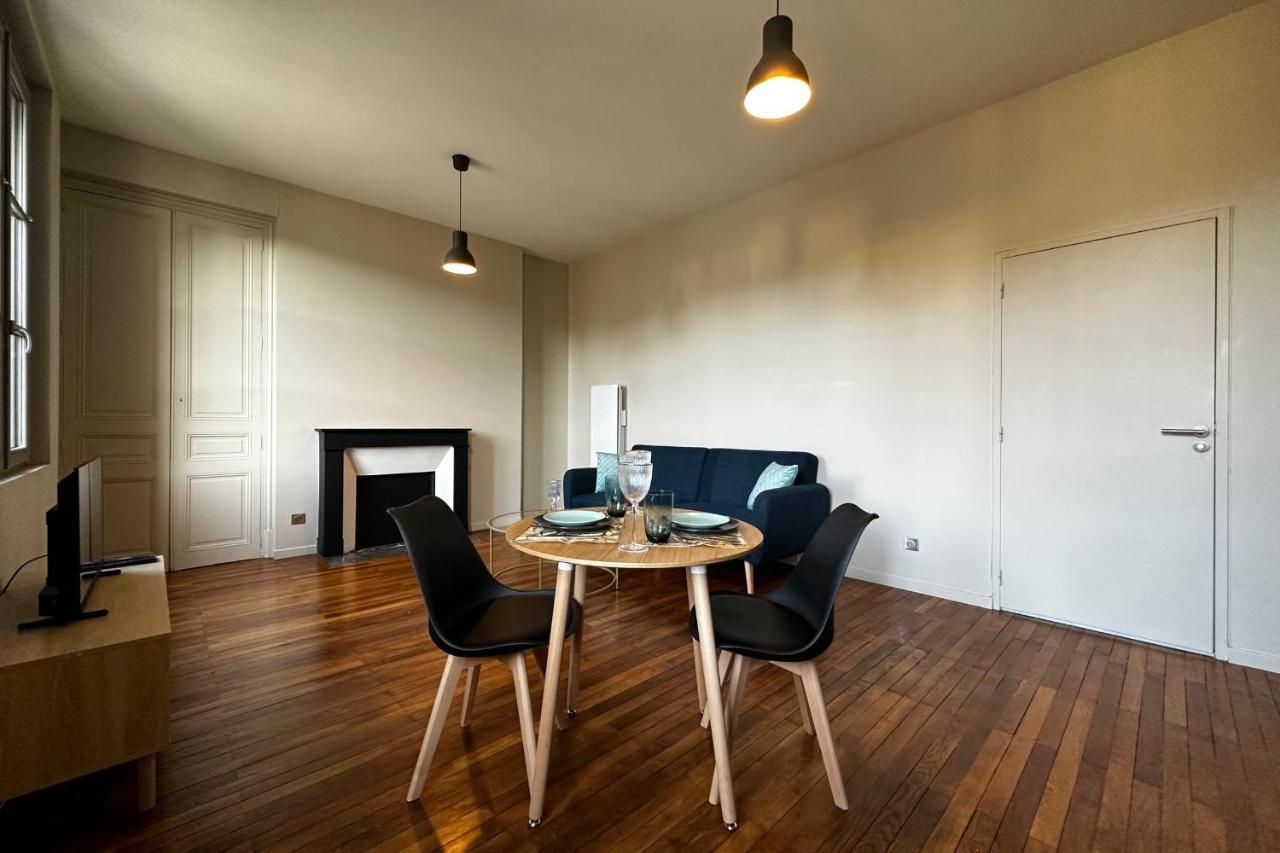 Le Magistral Beautiful One-Bedroom Apartment In The Historic Heart Of Tours Exterior photo